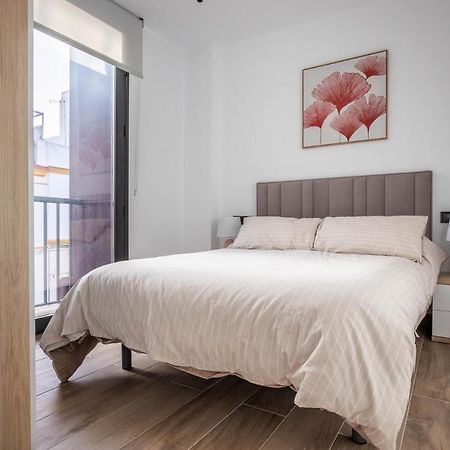 Nervion Suites 1 - Vacacional Sevilla Bagian luar foto