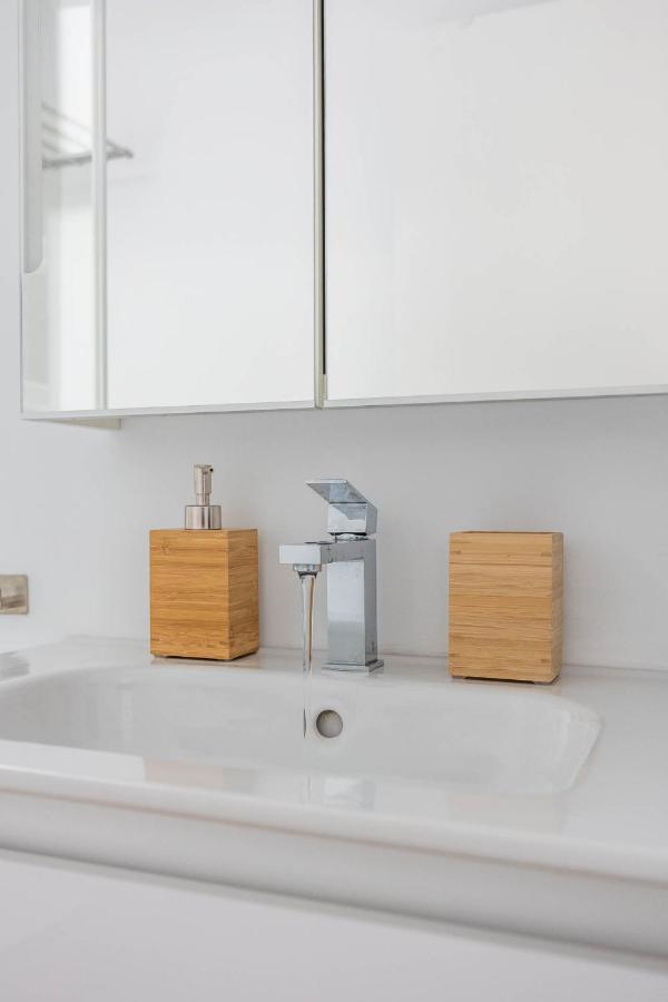 Nervion Suites 1 - Vacacional Sevilla Bagian luar foto