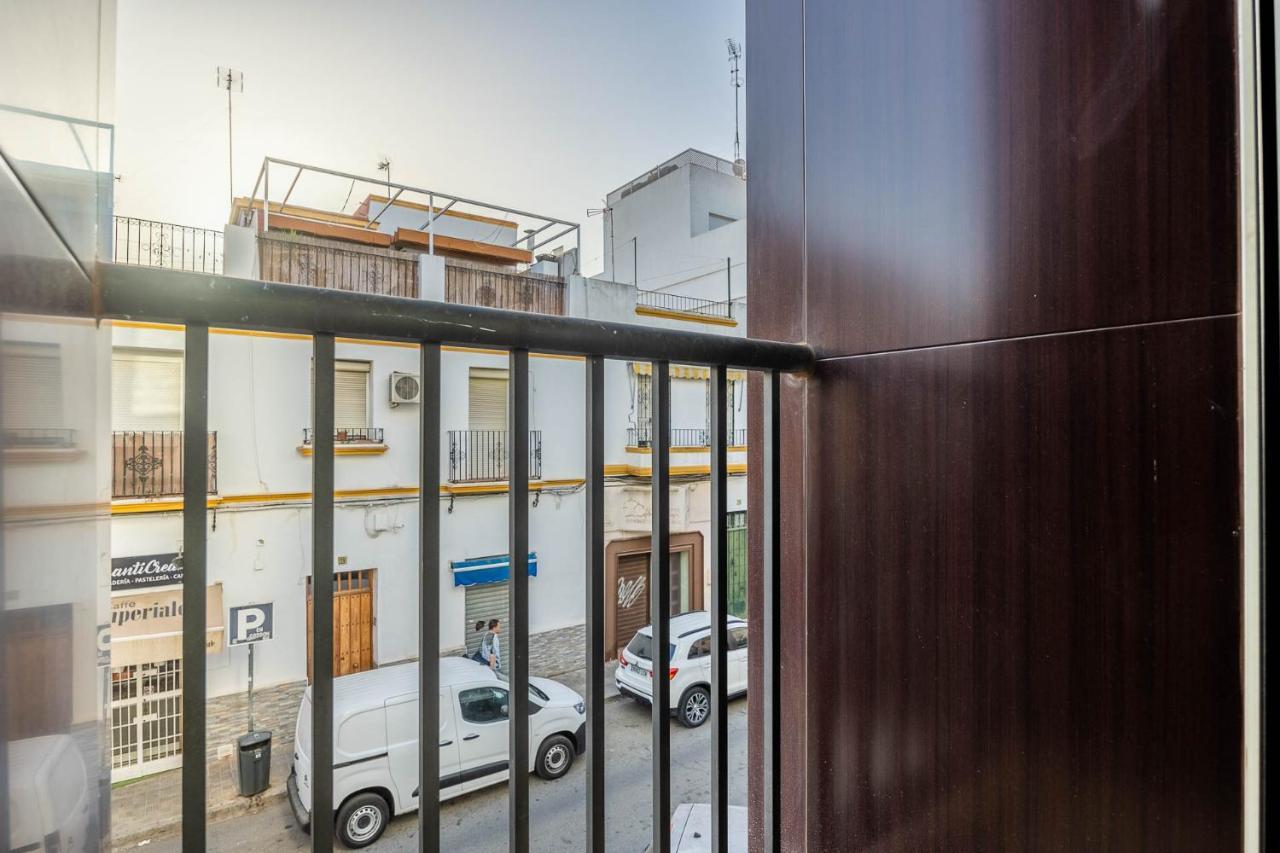 Nervion Suites 1 - Vacacional Sevilla Bagian luar foto