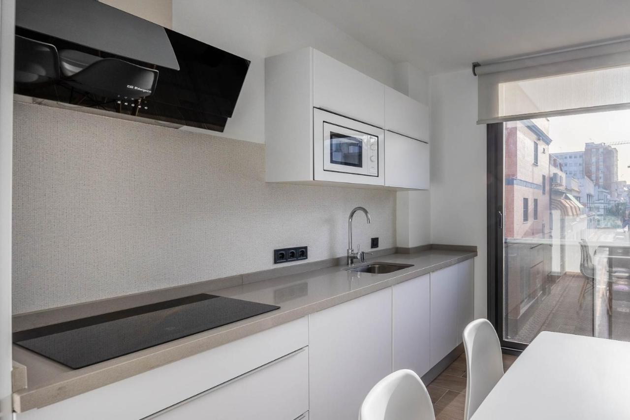 Nervion Suites 1 - Vacacional Sevilla Bagian luar foto
